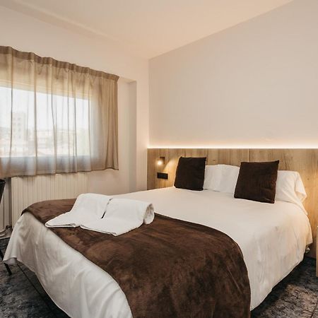 La Trobada Hotel Sport 里波尔 外观 照片