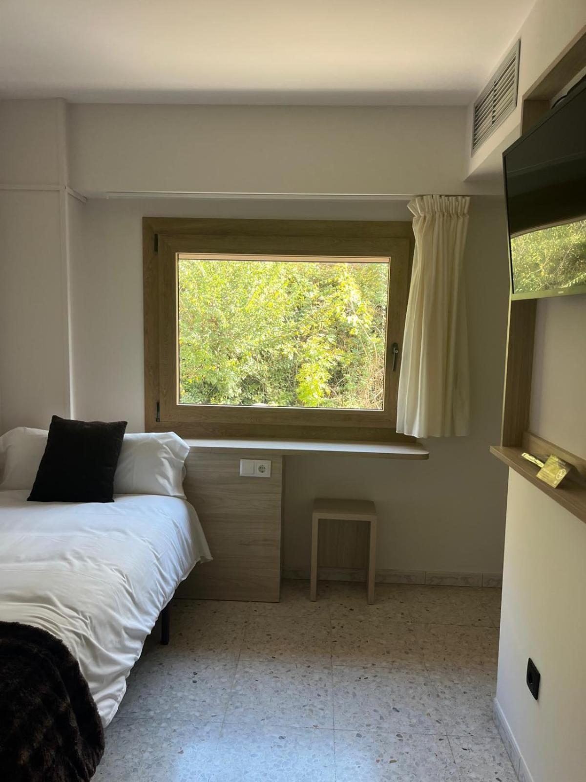 La Trobada Hotel Sport 里波尔 外观 照片